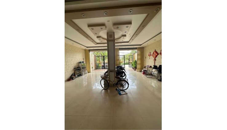 Mặt tiền đường số 270 Cao Lỗ 8x27 đúc 5 tầng 186m2 chỉ 27 tỷ 5